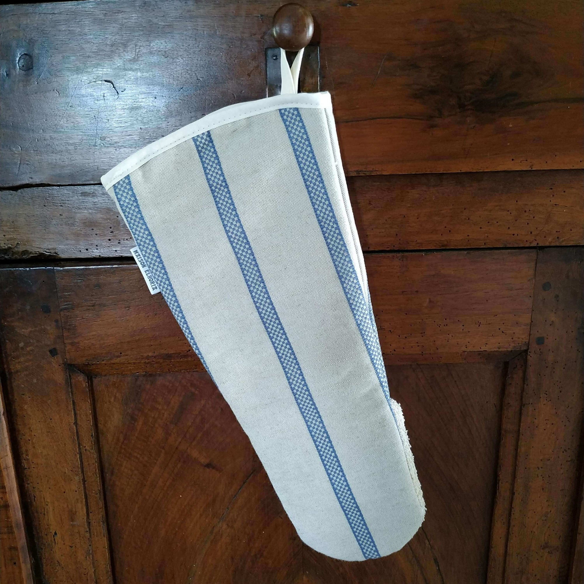 Long oven glove linen blue stripes gauntlet style