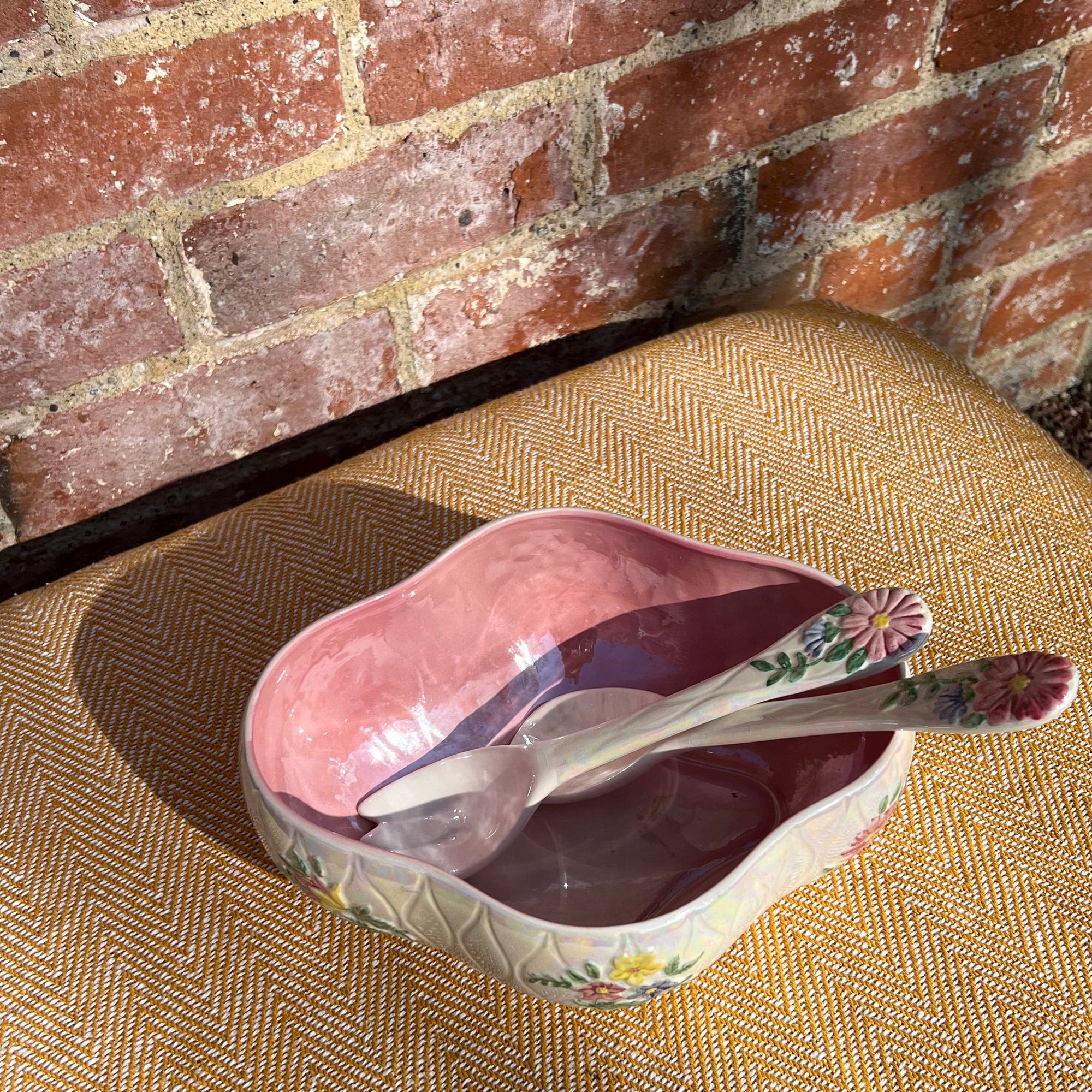 Floral salad bowl, with serving utensils