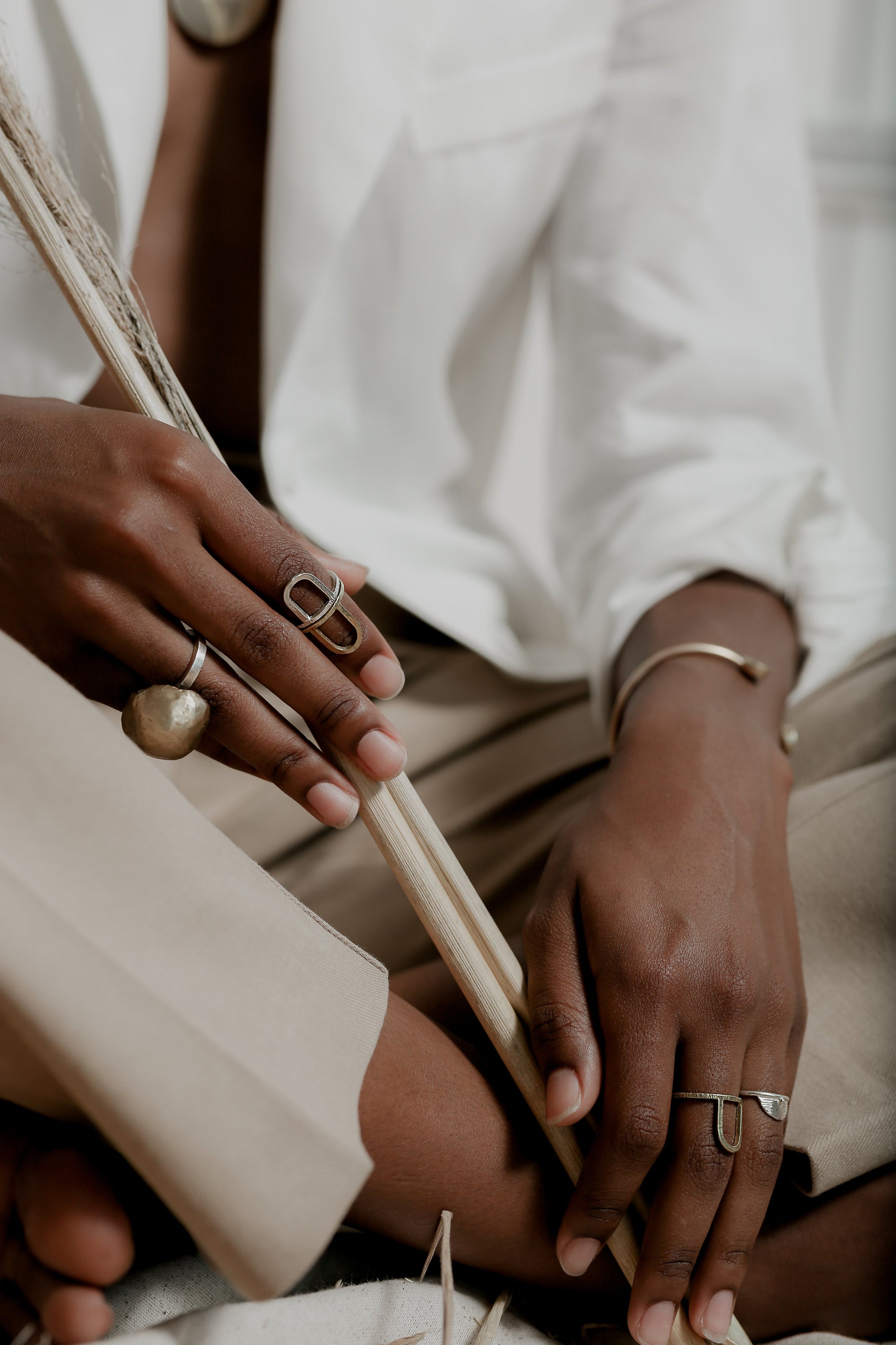 U RING