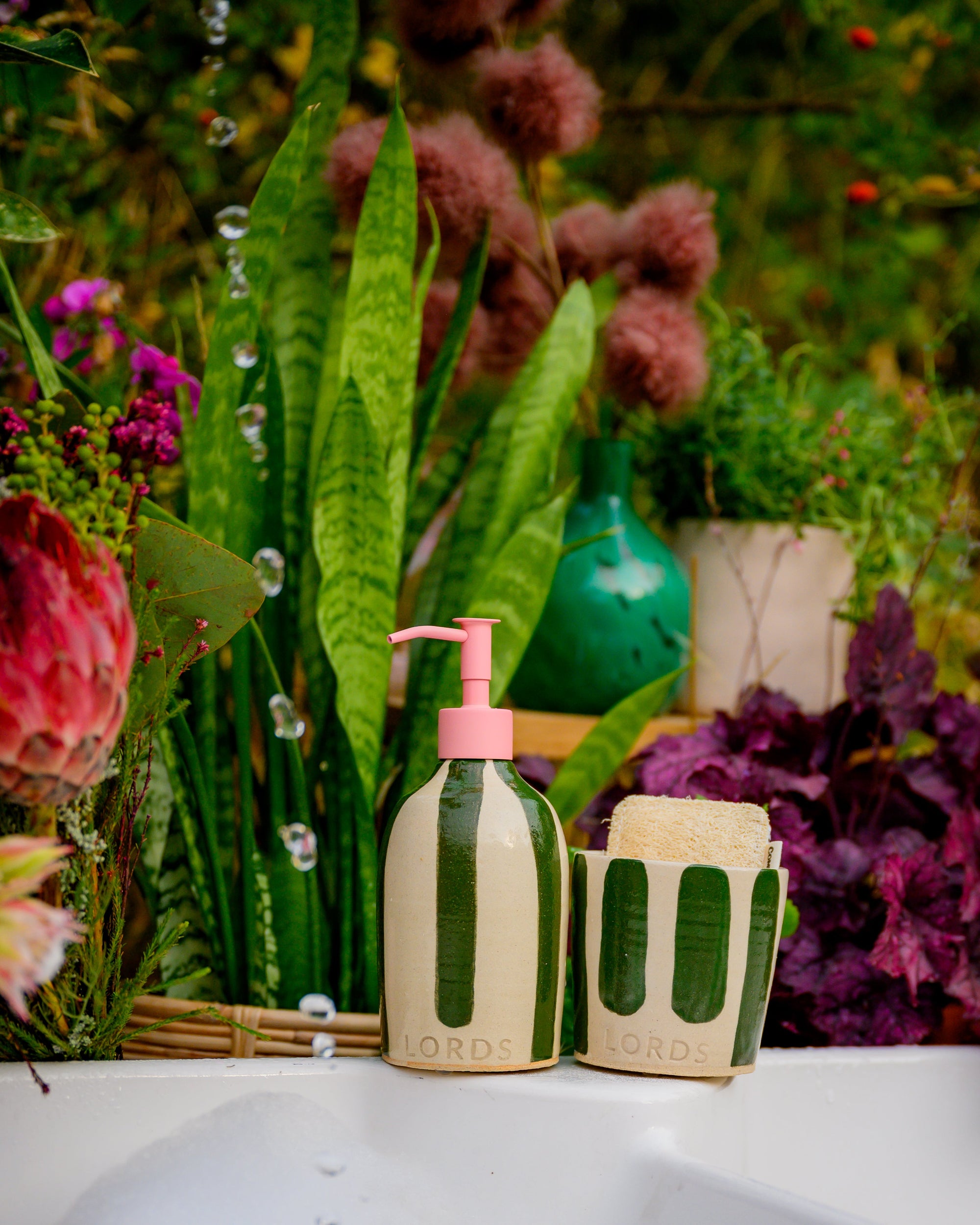 Ceramic Soap Holder &amp; 1 Litre Refill Set