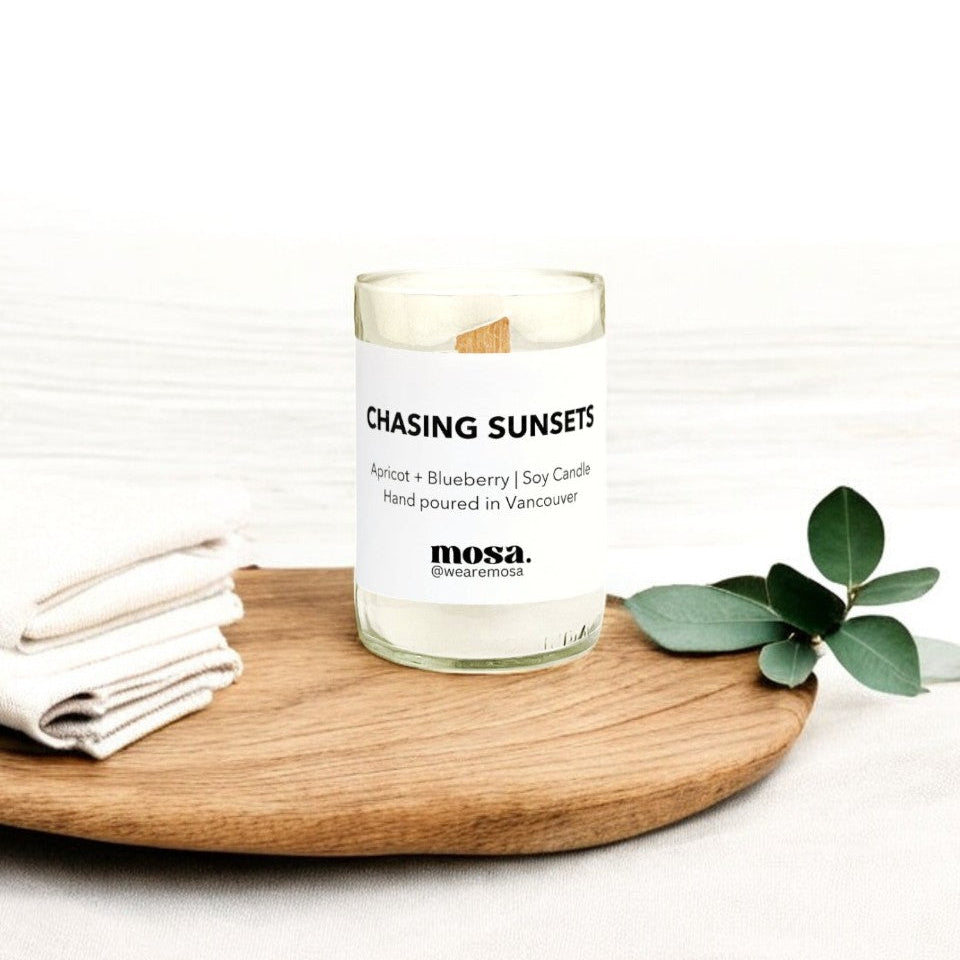 Chasing Sunsets - Apricot Blueberry Candle