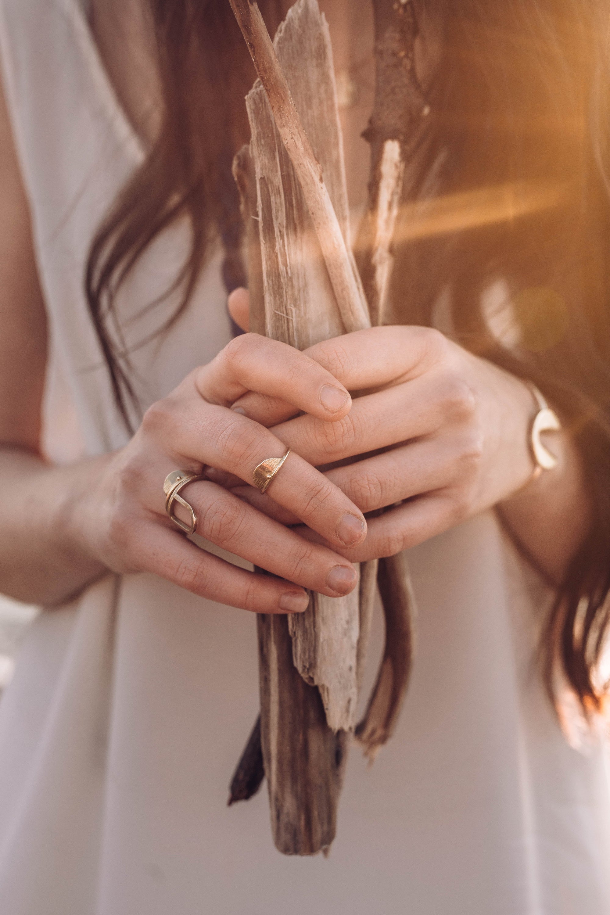 U RING