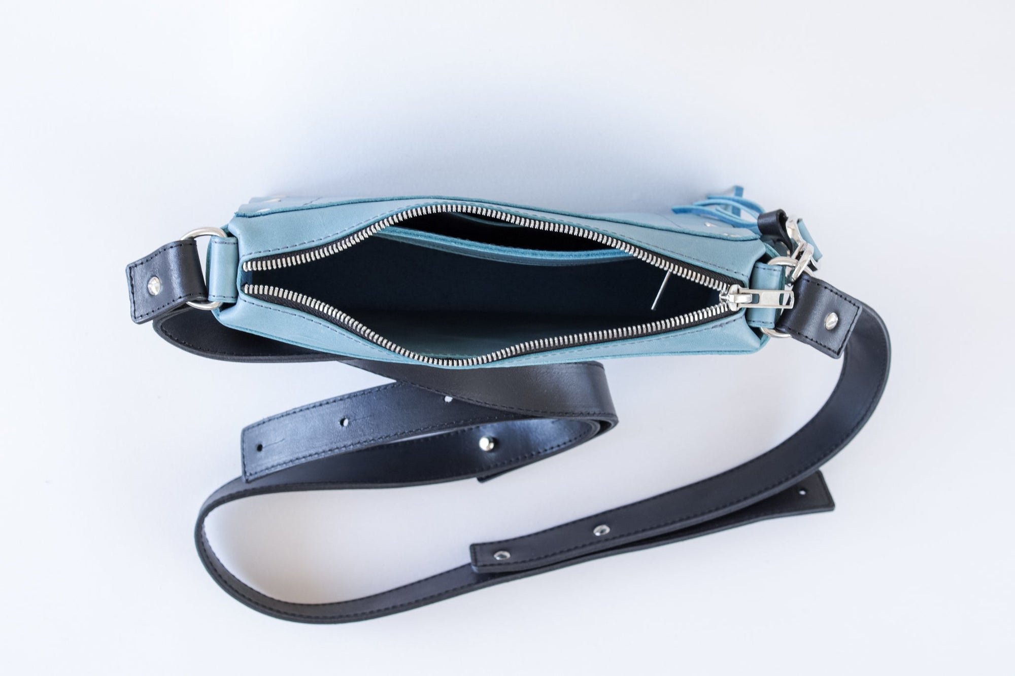 Crossbody Leather Bag for Everyday Adventures