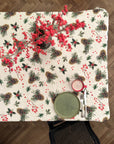 Winter Motive Golden Pine Rectangular Tablecloth
