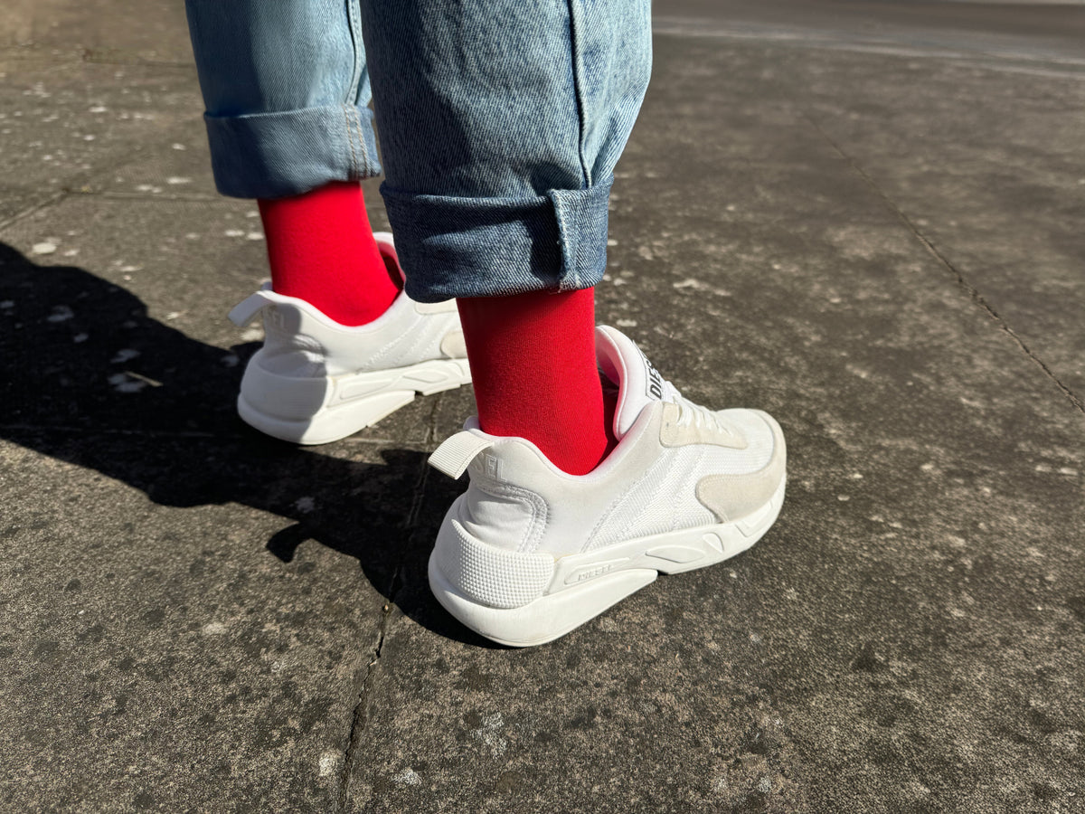 Plain Bamboo Socks - Sports Car Red