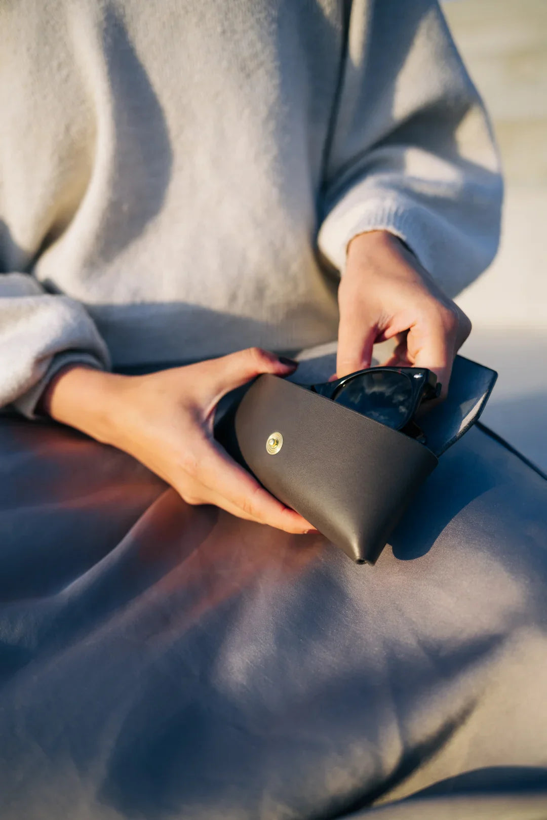 Sleek Black Leather Sunglasses Case