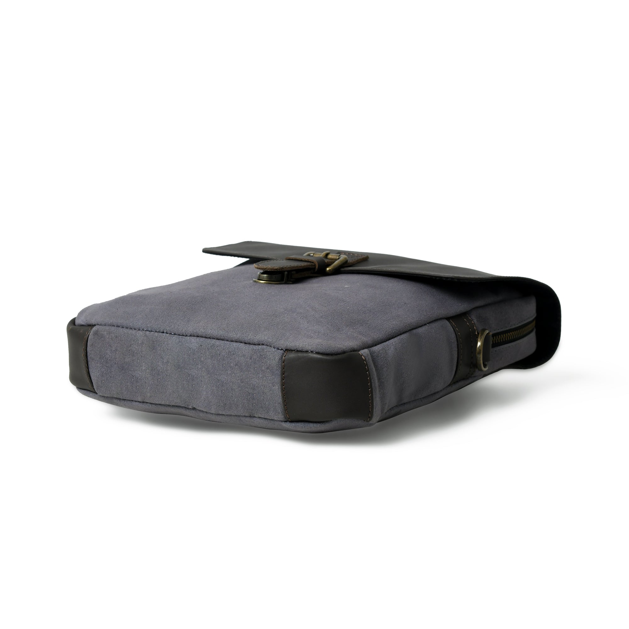 Vintage Luxe Explorer Bag