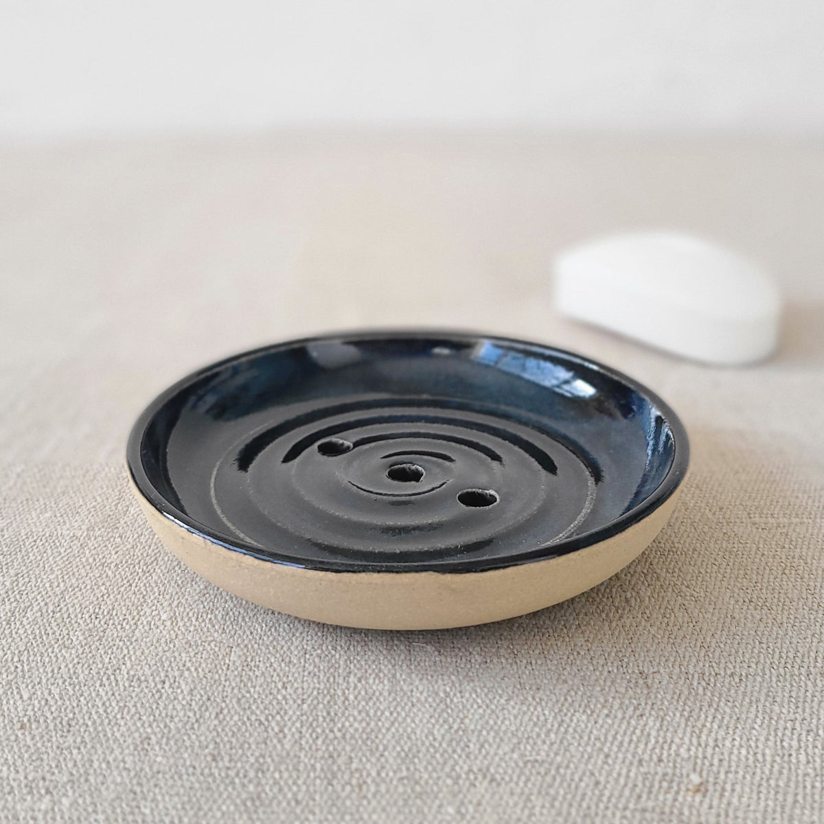 Jet Black Classic Soap Dish