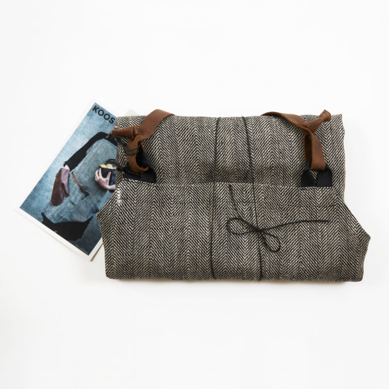 Linen Apron with Leather Detail