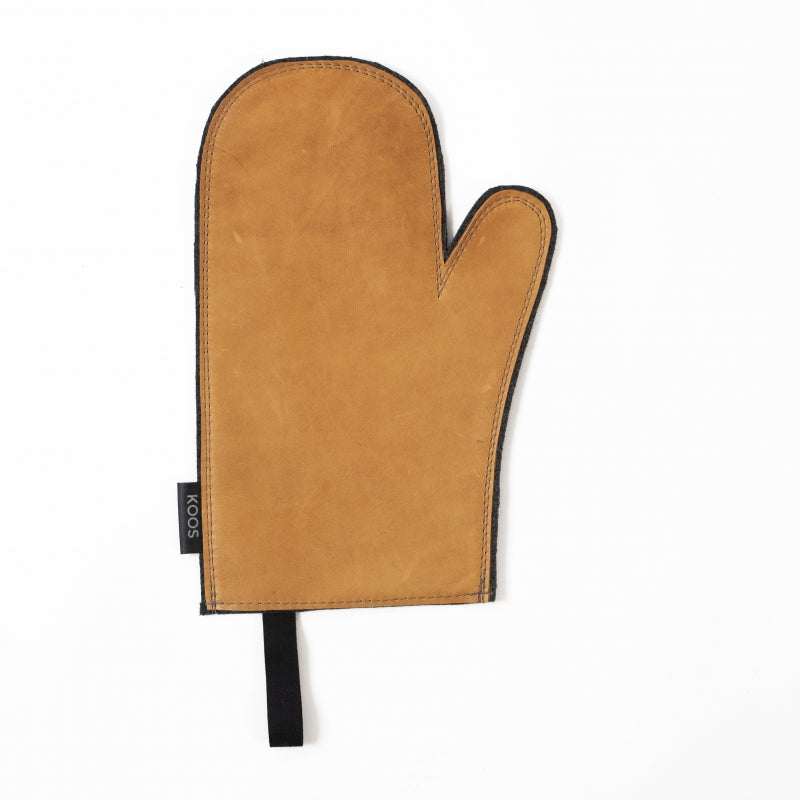 Versatile Kitchen Mitten – Leather & Double Wool Design by KOOSdisain at www.brixbailey.com