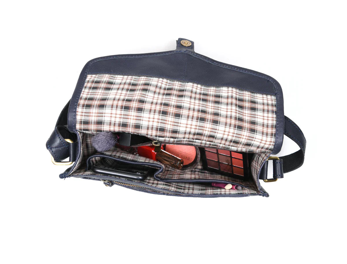 Calgary Leather Cross Body Bag