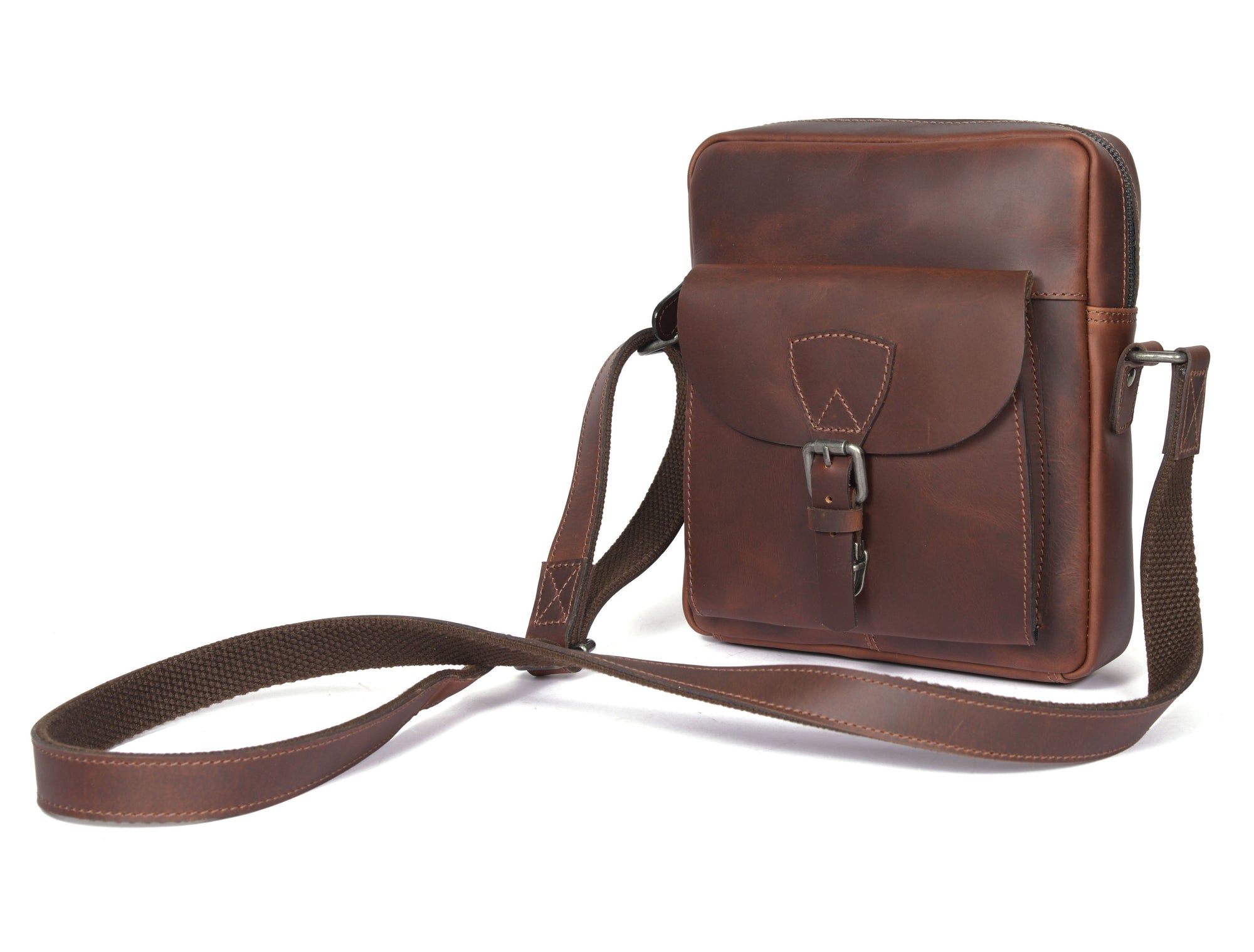 European Leather Fanny Bag – Sleek &amp; Durable