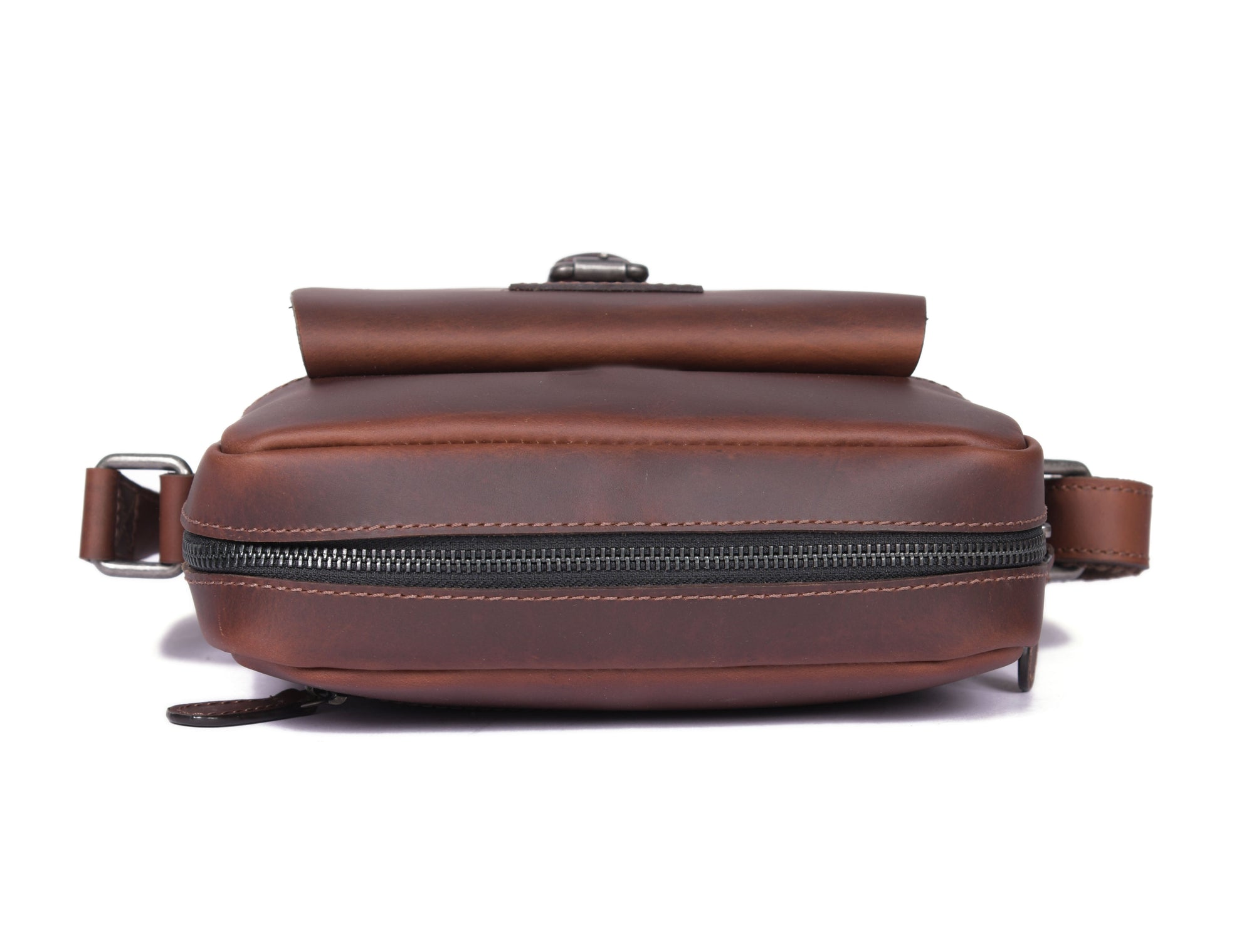 European Leather Fanny Bag – Sleek &amp; Durable