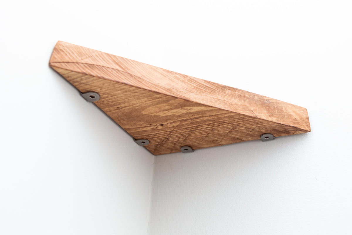 CORNER SHELVES SET OF 2