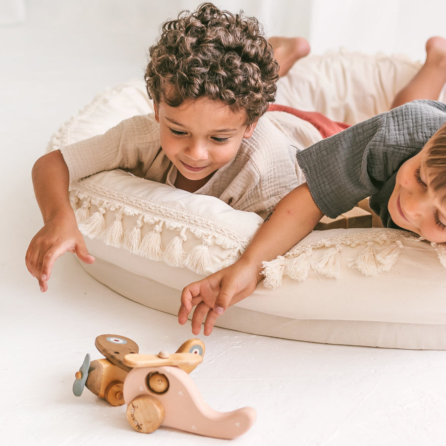 Round Kids Nest Play Mat - Versatile Lounger for Play & Sleep | Safe & Cozy by Minicamp at brixbailey.com