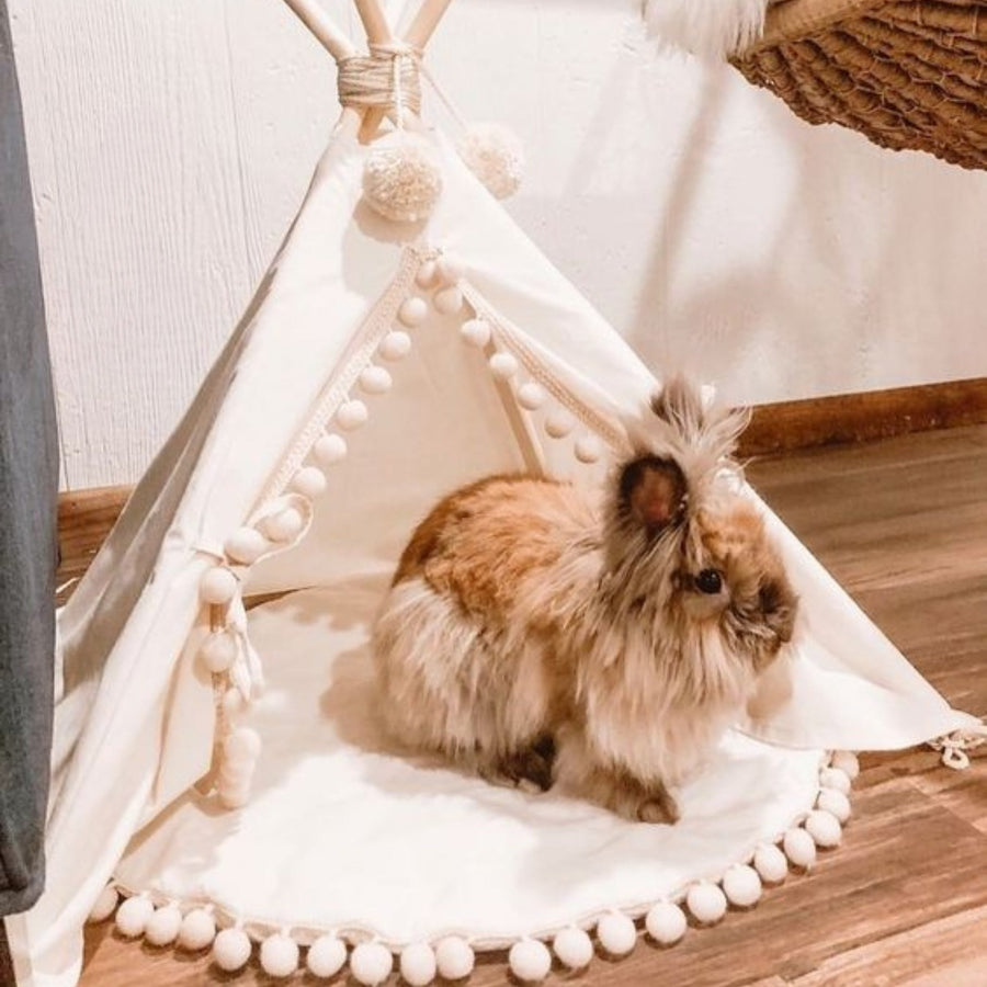 MINICAMP Rabbit Teepee, Bunny Bed in Ecru with Pompoms – Size XS