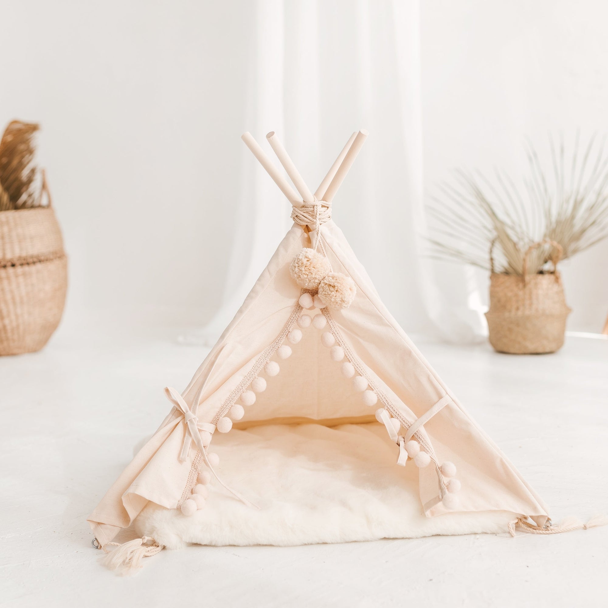 MINICAMP Teepee Tent for Pets - Cozy Ecru Cotton Tent with Faux Fur Mat for Cats, Dogs &amp; Rabbits by Minicamp at brixbailey.com