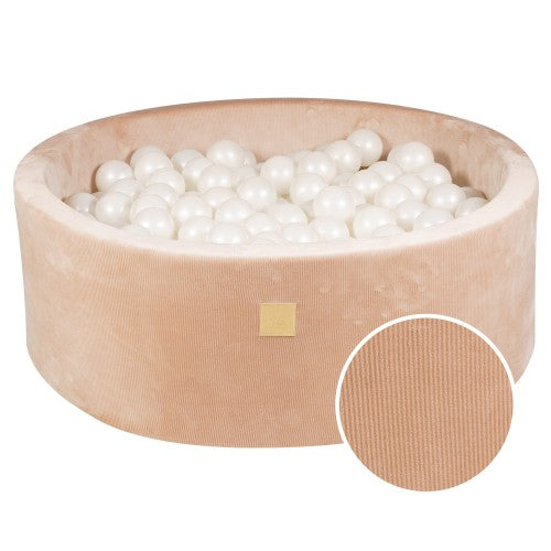 Round Ball Pit with 200 White Balls in Sand Velvet