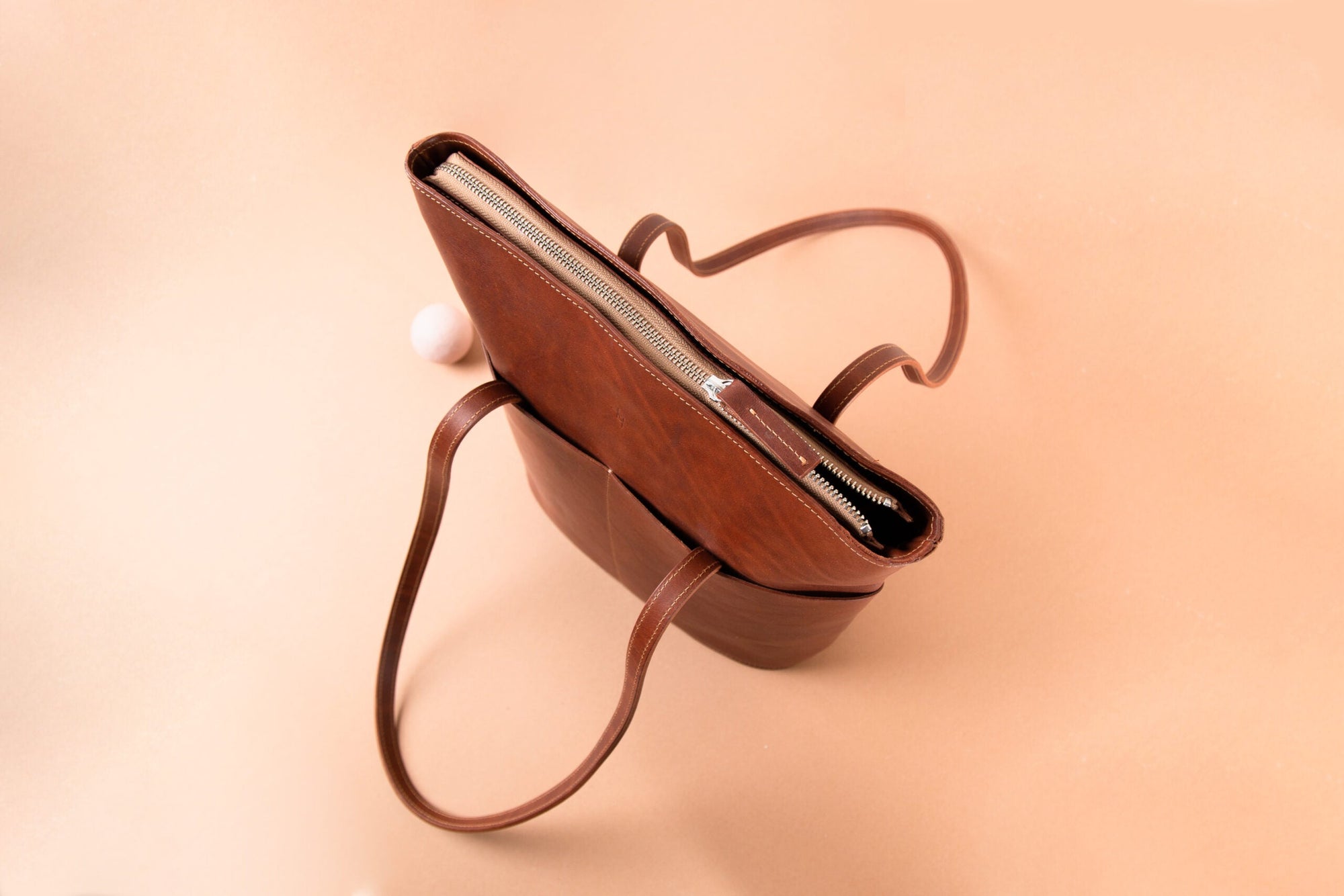 Gorgeous Leather Shoulder Tote Bag