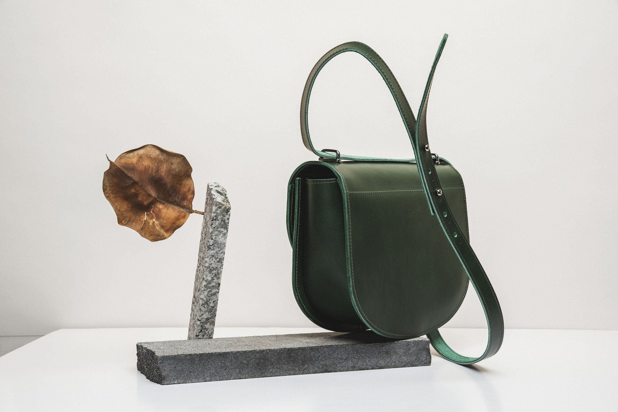 Leather Handbag Moon Pack Moss