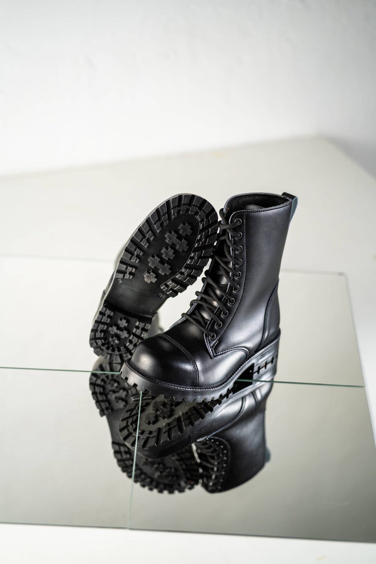 Rugged 511 Blacks Punk-Style Boots – Durable &amp; Stylish by Samelin at www.brixbailey.com