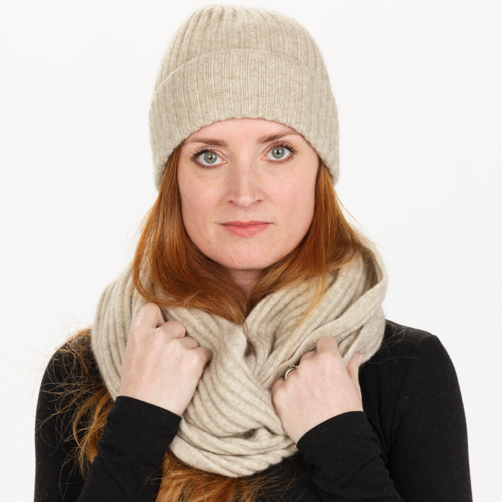 Possum Merino & Silk Ribbed Loop Scarf