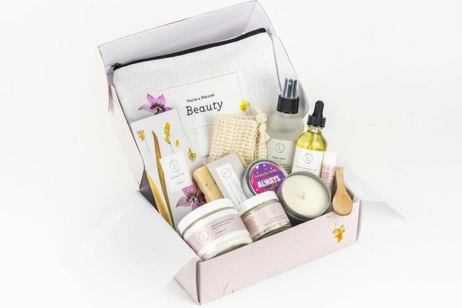 A Mother’s Day Ultimate Relaxation Spa Gift Box – All-Natural Lavender Retreat with Personalized Lid
