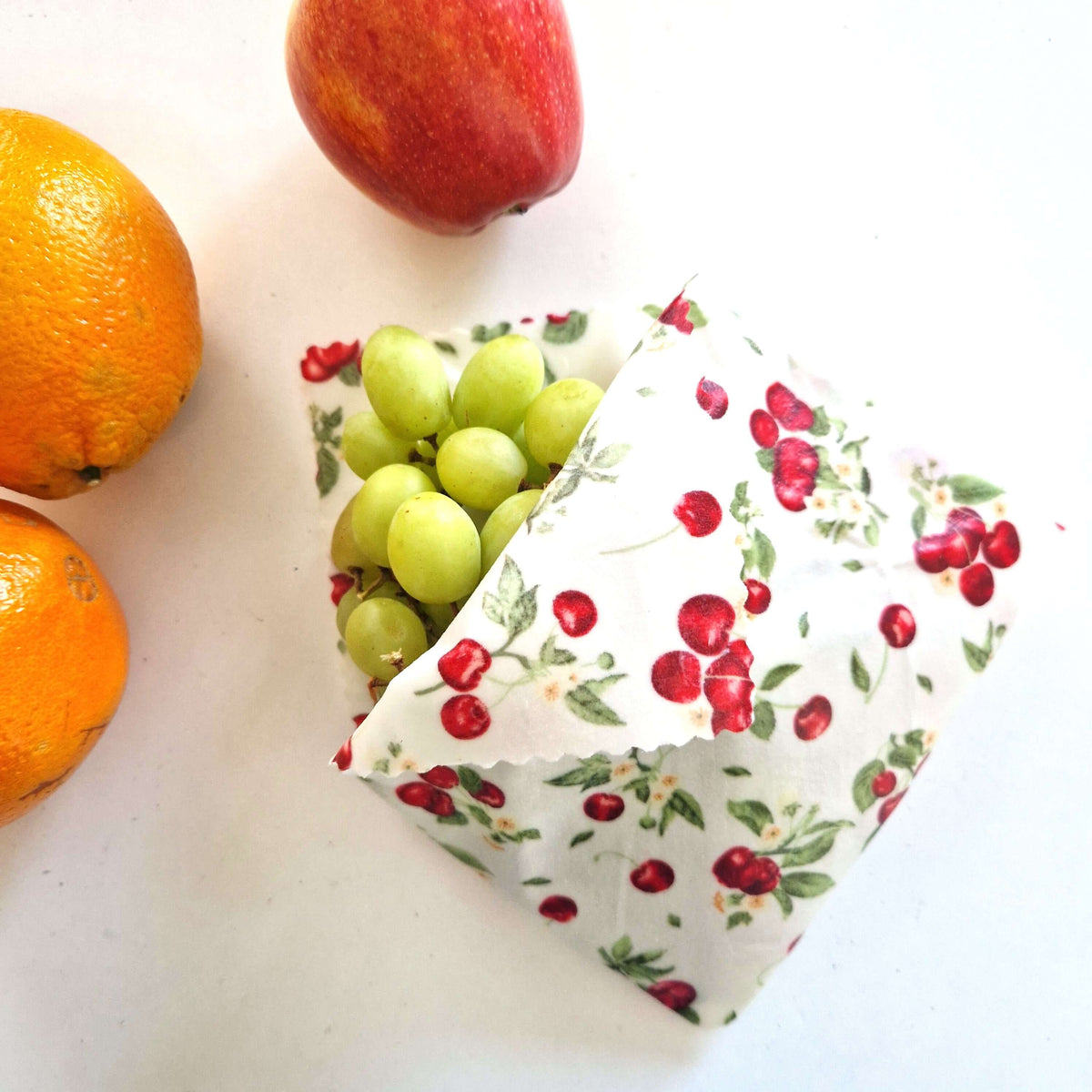 *Set of 3 Handmade Beeswax Wraps | Bees &amp; Cherries