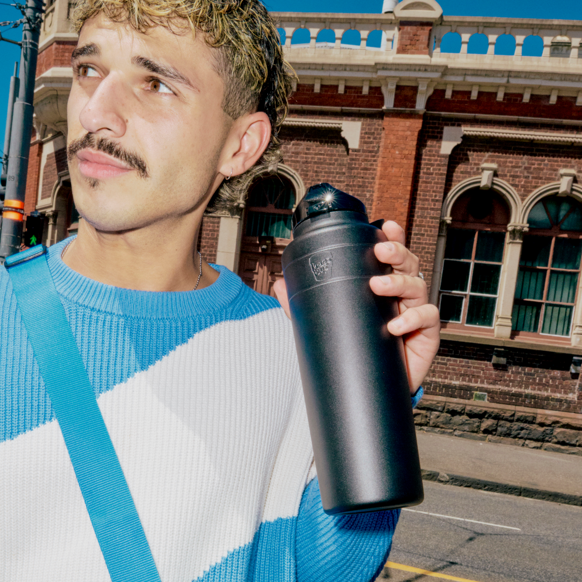 Ora Insulated Water Bottle - 950ml | Black