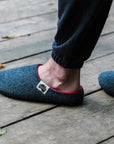 Outback Men's Slipper in Charcoal and Red