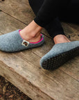 Outback Women's Slipper in Grey and Pink