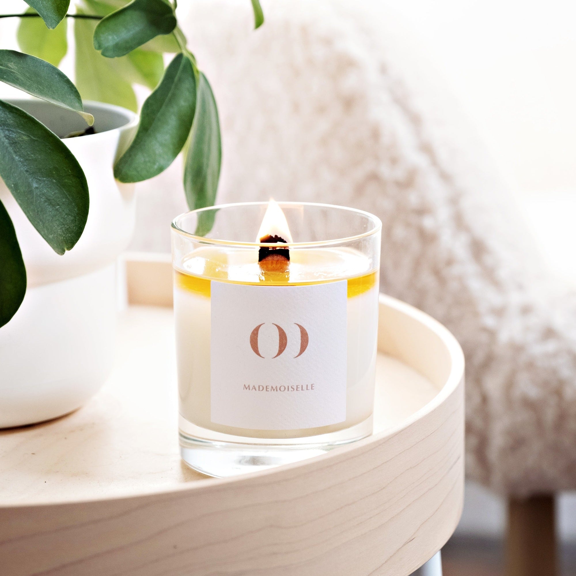 MADEMOISELLE CANDLE (FLORAL COLLECTION)