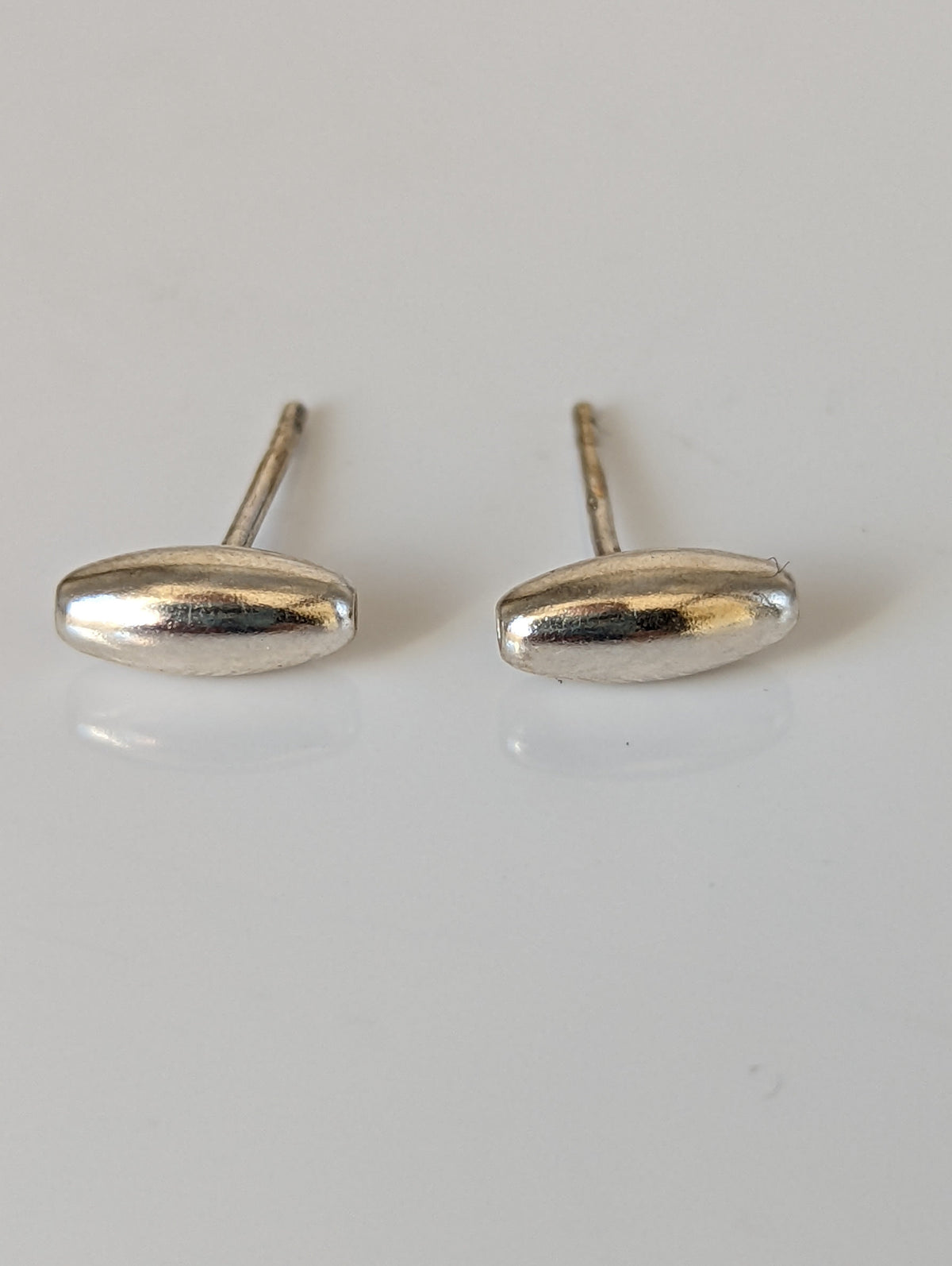 Silver Steed Grain or Bud Stud Earrings
