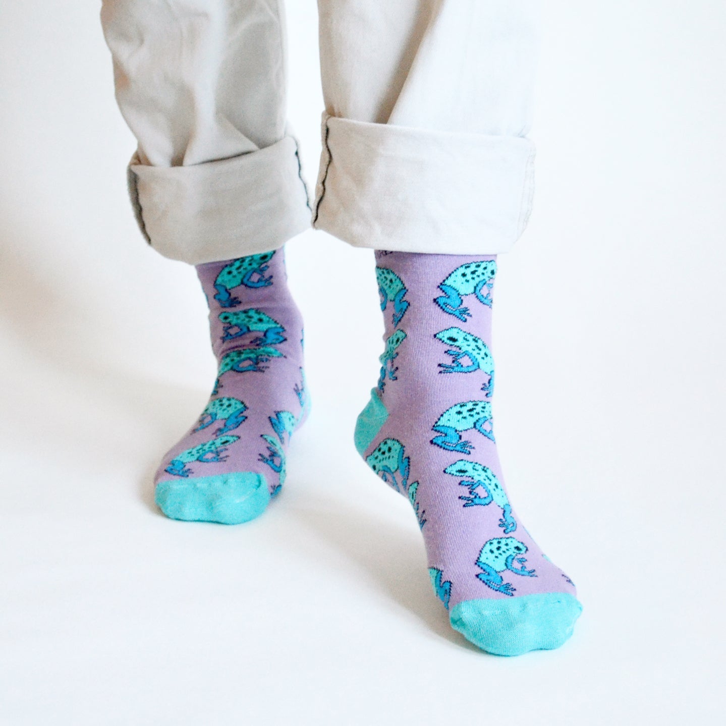 Save the Frogs Bamboo Socks in Purple