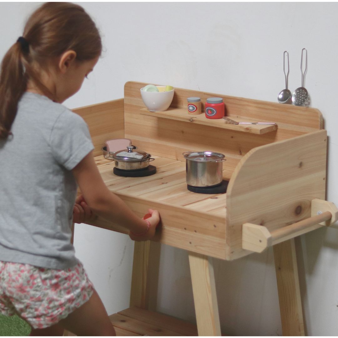 Children’s Outdoor Wooden BBQ Stand