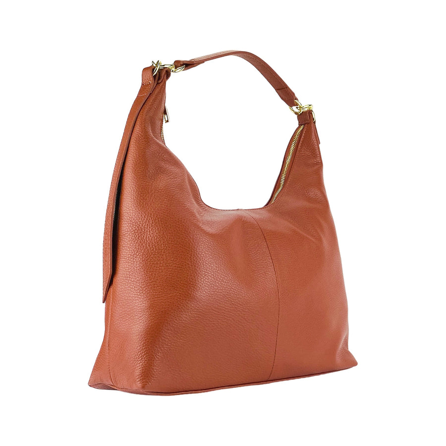 RB1017AM | Borsa Donna a spalla Morbida in Vera Pelle Made in Italy con manico singolo e tracolla removibile. Attacchi con moschettoni in metallo Oro Lucido - Colore Paprika - Dimensioni: cm 36 x 40 x 13