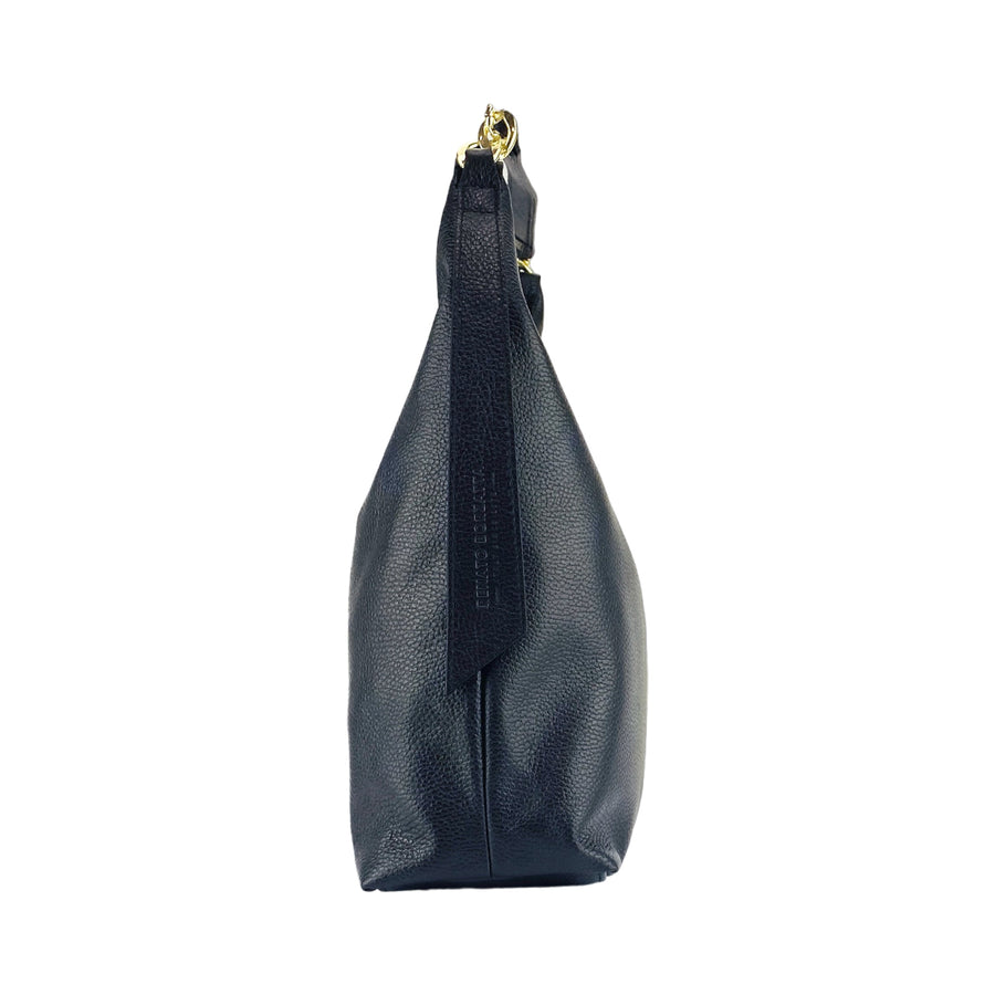RB1017A | Borsa Donna a spalla Morbida in Vera Pelle Made in Italy con manico singolo e tracolla removibile. Attacchi con moschettoni in metallo Oro Lucido - Colore Nero - Dimensioni: cm 36 x 40 x 13