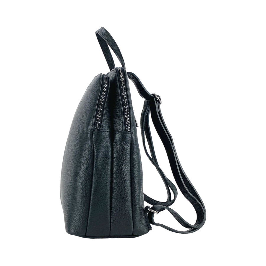 RB1018A | Zaino Donna Doppio scomparto in Vera Pelle Made in Italy con spallacci regolabili. Accessori in metallo Canna di Fucile - Colore Nero - Dimensioni: cm 26 x 30 x 14,5