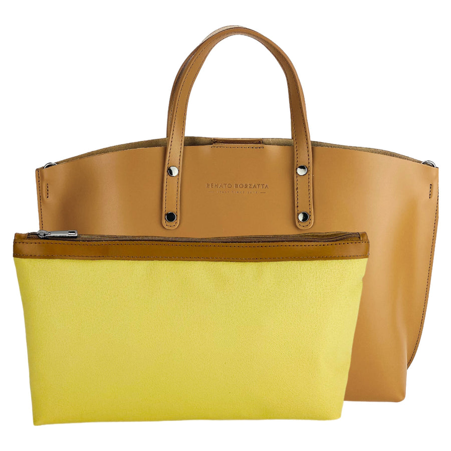 RB1024S  | Borsa Donna a Mano in Vera Pelle Made in Italy con tracolla removibile. Sacca grande interna estraibile. Accessori Canna di Fucile Lucido - Colore Cognac - Dimensioni: cm 48x31x11