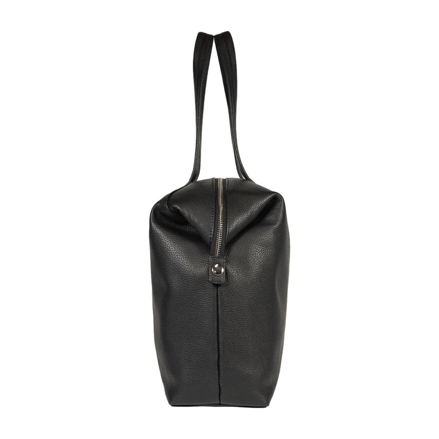 RB2004A | Borsa Shopping Trasformabile in Bauletto in Vera Pelle pieno fiore, grana dollaro/leggera. Doppio manico. Colore Nero. Dimensioni: cm 43 x 36 x 14. Confezione: Sacchetto in Tessuto non Tessuto