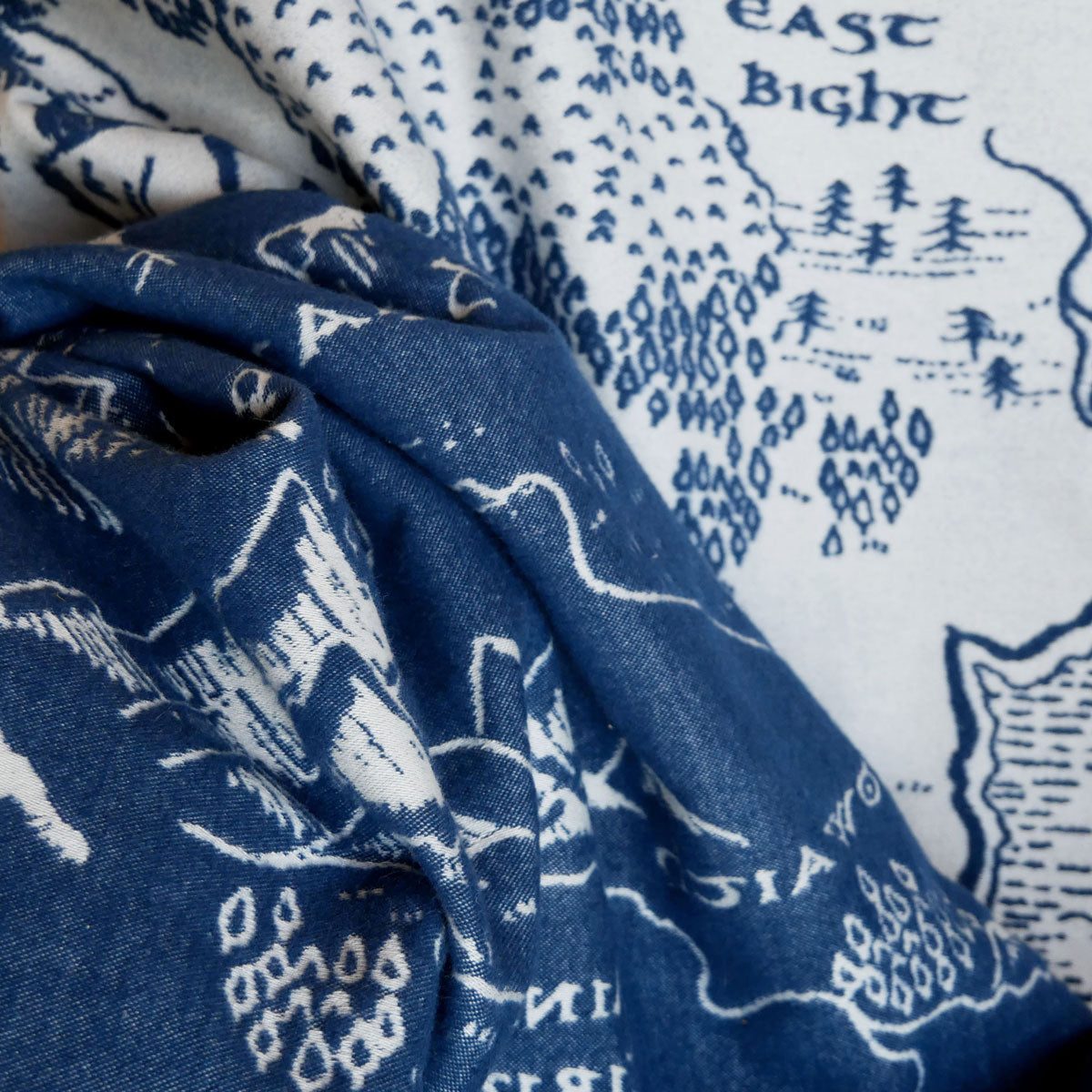 Realm of MIDDLE-EARTH™ Ink Blanket