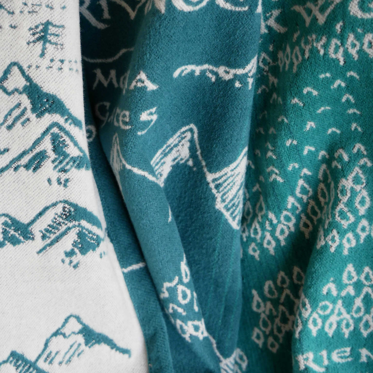 Realm of MIDDLE EARTH™ 'Moonlit' Yoga Blanket/Throw