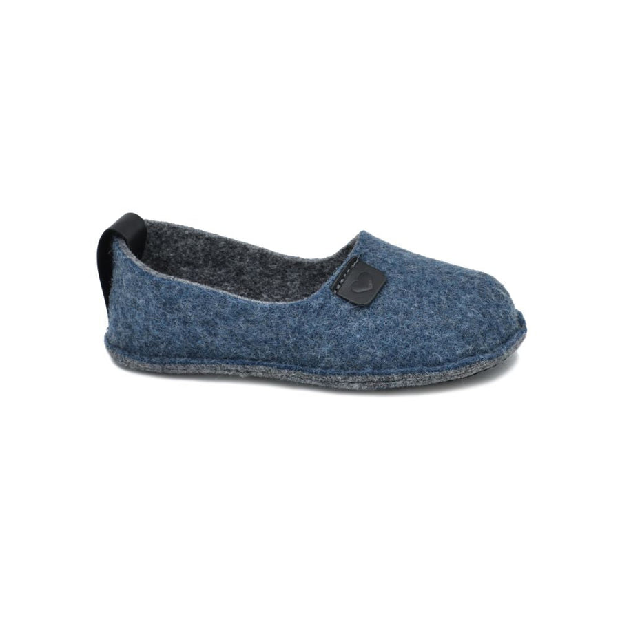 Eco-Friendly Kids' Slippers from Recycled Materials