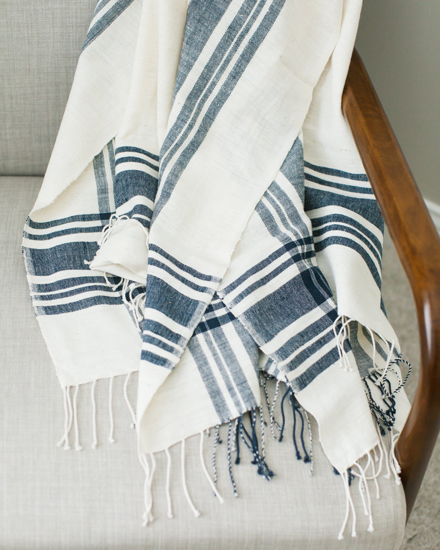 Cabin Hatch Cotton Throw Blanket-4