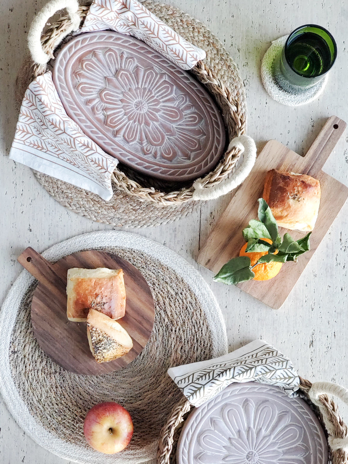 Bread Warmer &amp; Basket - Flower