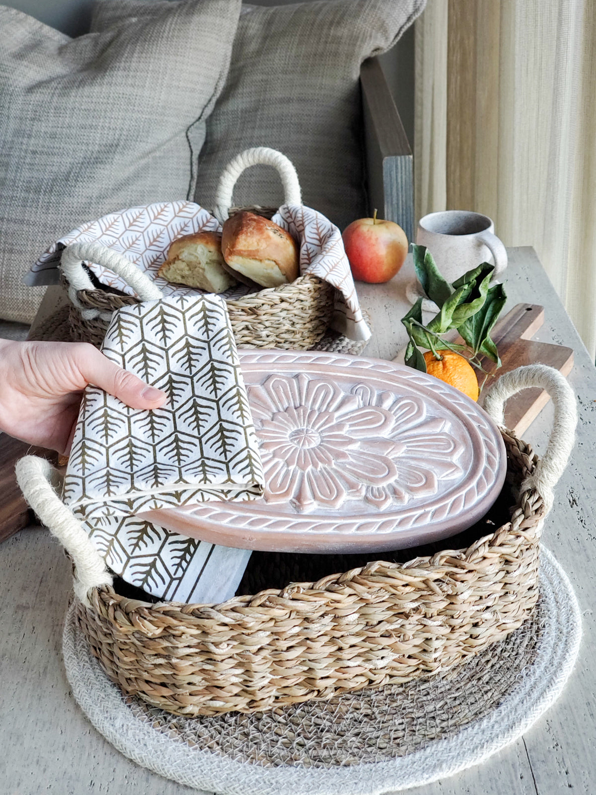 Bread Warmer &amp; Basket - Flower