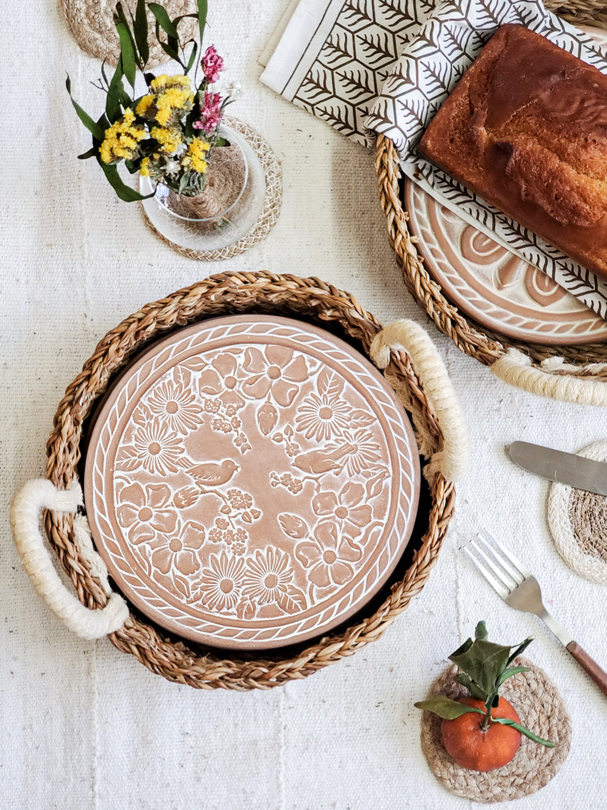 Bread Warmer &amp; Basket - Garden Round