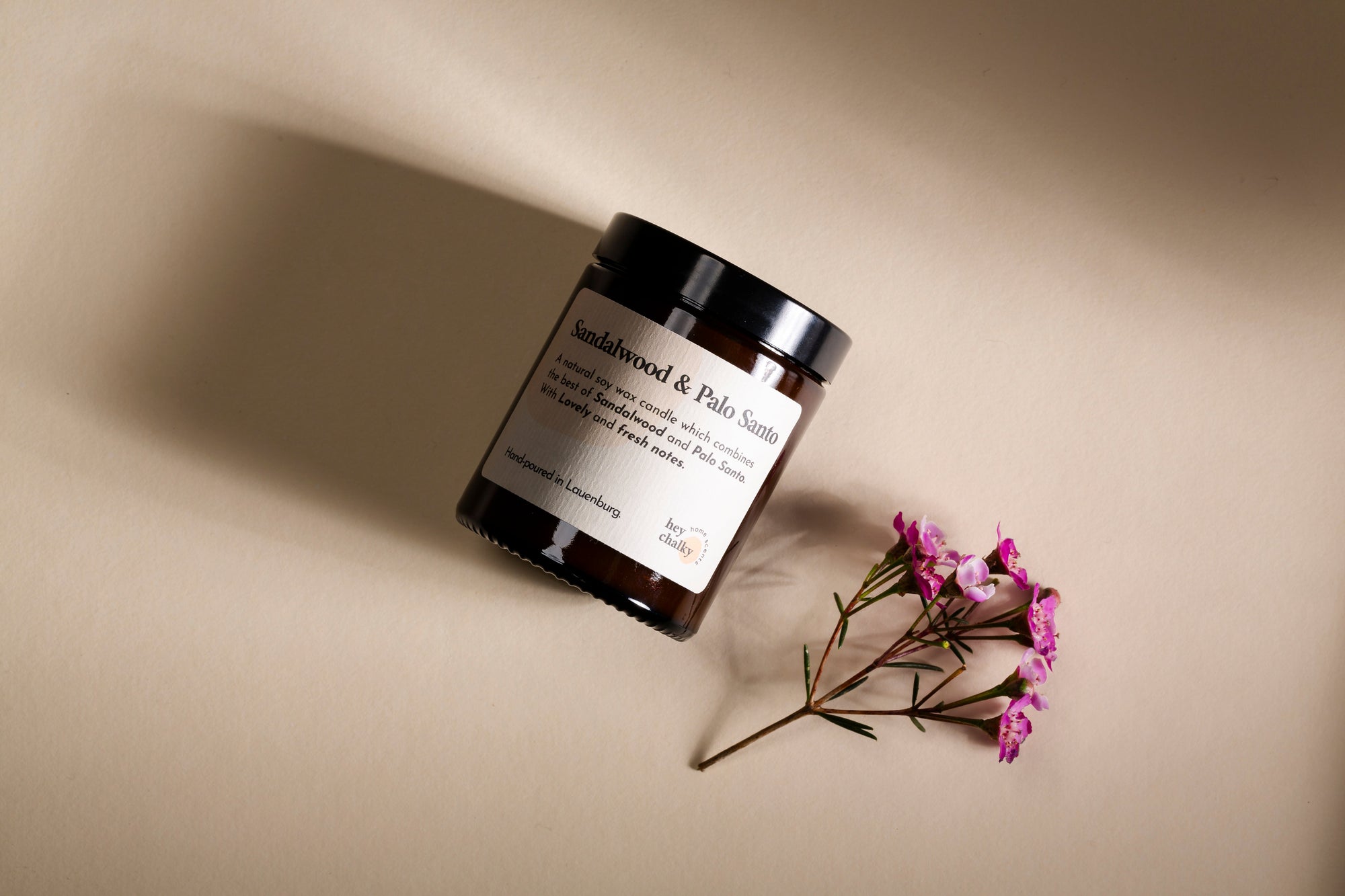 Sandalwood &amp; Palo Santo 100 g Kerze-4