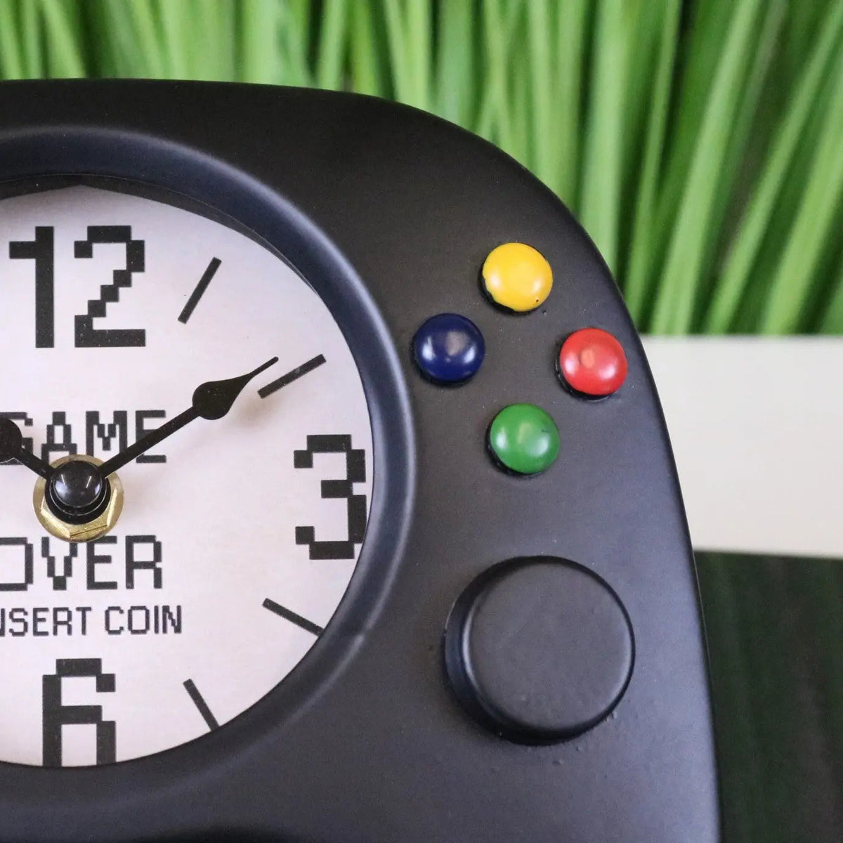 Sareka Gaming Room Clock Desktop or Wall Mounted