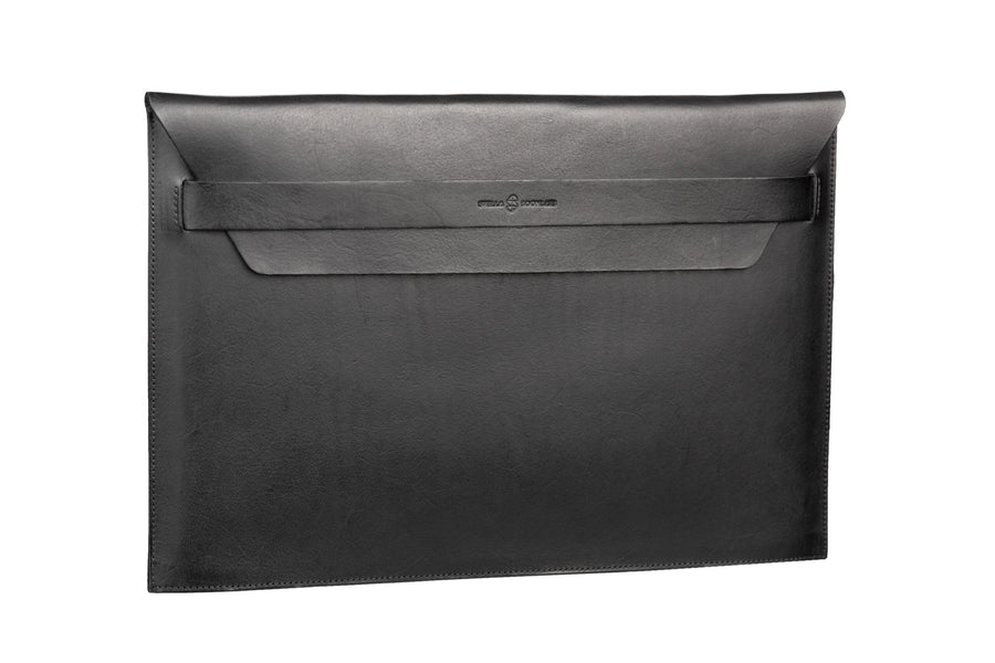 Vegetable-Tanned Leather Laptop Sleeve - Eco-Friendly Design